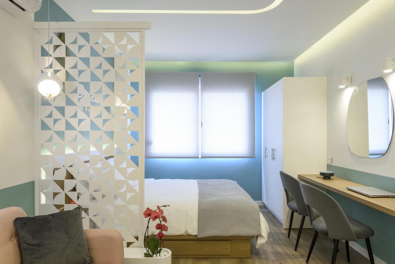 Τhe Half Root Suite In The Heart Of City Center Tessalónica Exterior foto